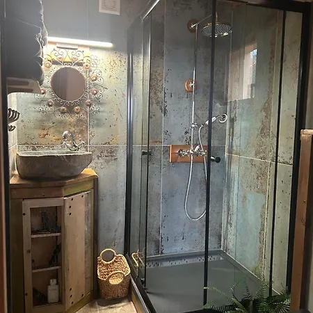 Bienvenue Dans Notre Le Roscoland Tiny Rantch Chalet